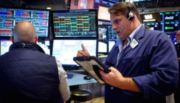 Wall Street Bergerak Terbatas di Tengah Ketegangan Geopolitik dan Tarif AS