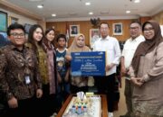TASPEN Serahkan Santunan Rp833 Juta bagi Ahli Waris ASN di Riau