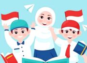 Suasana upacara penutupan Masa Pengenalan Lingkungan Sekolah (MPLS) di lingkungan sekolah.