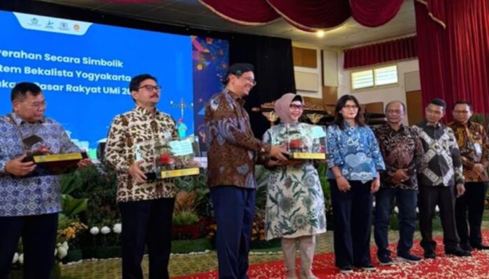 Pegadaian Salurkan 50 Becak Listrik untuk Dorong Ekonomi Kerakyatan Yogyakarta