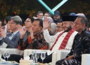 ribuan-warga-meriahkan-festival-pawai-telong-telong-dalam-rangka-hjk-padang-ke-357