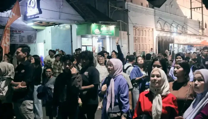 Ribuan Pengunjung Padati Kawasan Kota Tua Rayakan Hari Jadi Kota Padang