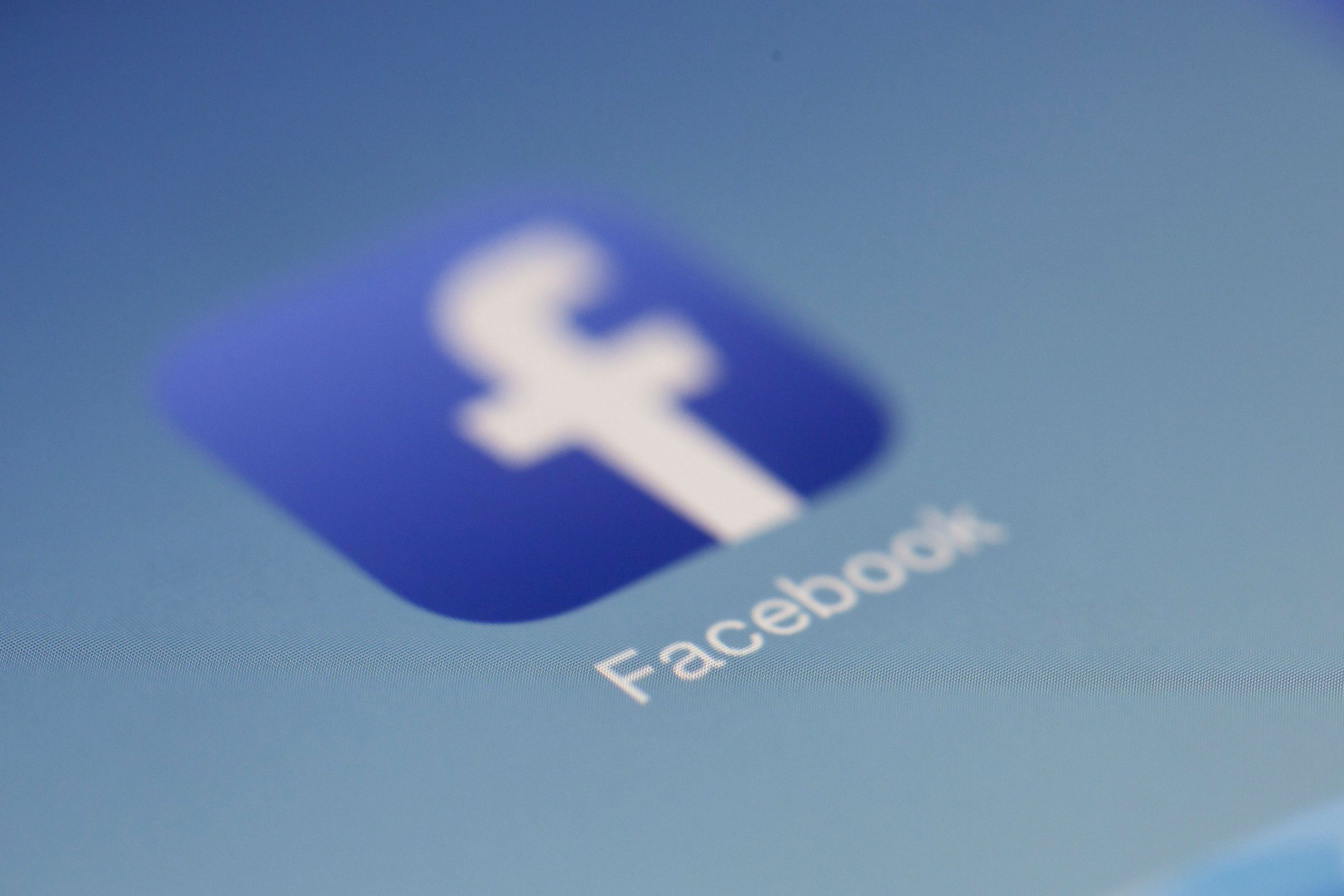 Tampilan antarmuka Facebook Marketplace di perangkat ponsel pintar