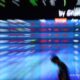 Tampilan grafik pergerakan Indeks Harga Saham Gabungan di layar monitor bursa efek
