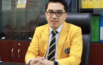Flexing Prestasi Anak Memicu Tekanan Psikologis pada Mahasiswa