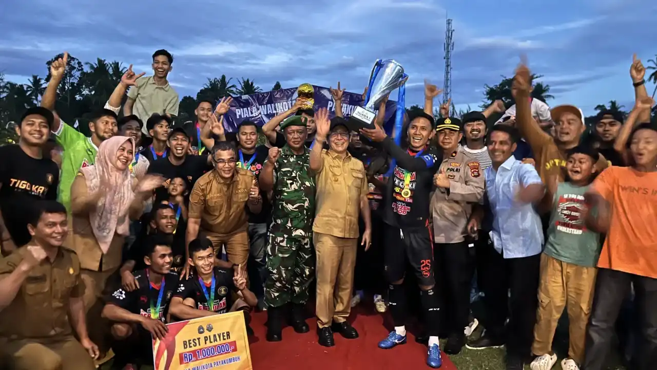menang-adu-pinalti-lawan-galatama-fc,-tigo-kayo-fc-keluar-sebagai-juara-piala-walikota-payakumbuh