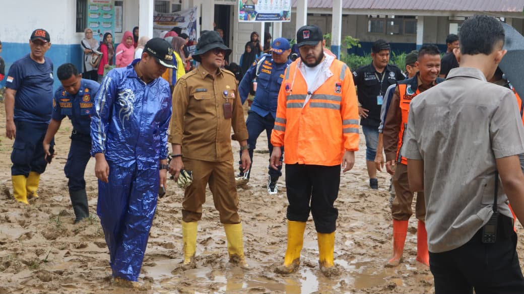 wako-fadly-amran:-92-sekolah-terdampak-banjir,-pembersihan-ditargetkan-2-hari