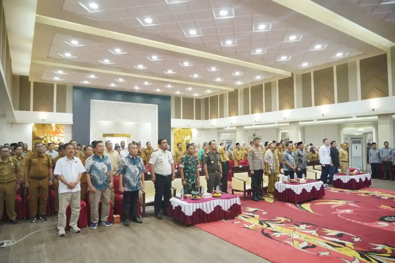 roni-aprianto-resmi-pimpin-pwi-dharmasraya,-perkuat-integritas-dan-kompetensi-jurnalis