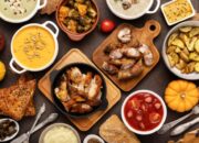 Berbagai pilihan paket makanan promo spesial kemerdekaan dengan harga hemat di restoran