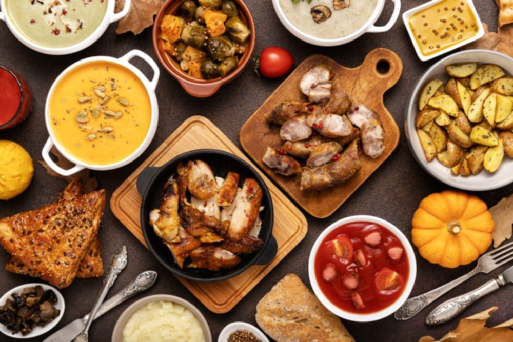 Berbagai pilihan paket makanan promo spesial kemerdekaan dengan harga hemat di restoran